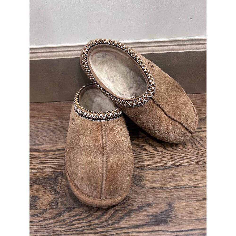 UGG Tasman Kids Chestnut Suede Slippers US 3 Embroidered Comfy Boho Loungewear